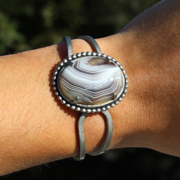Vintage Botswana Agate Statement Cuff Bracelet Silver Tone Banded Brown Cabochon - Picture 6 of 6